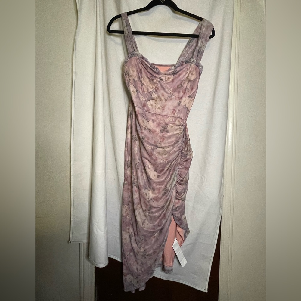 NWOT NIB Floerns Mauve Pink Floral Print Asymmetrical Slit Ruched Dress Size S/M
